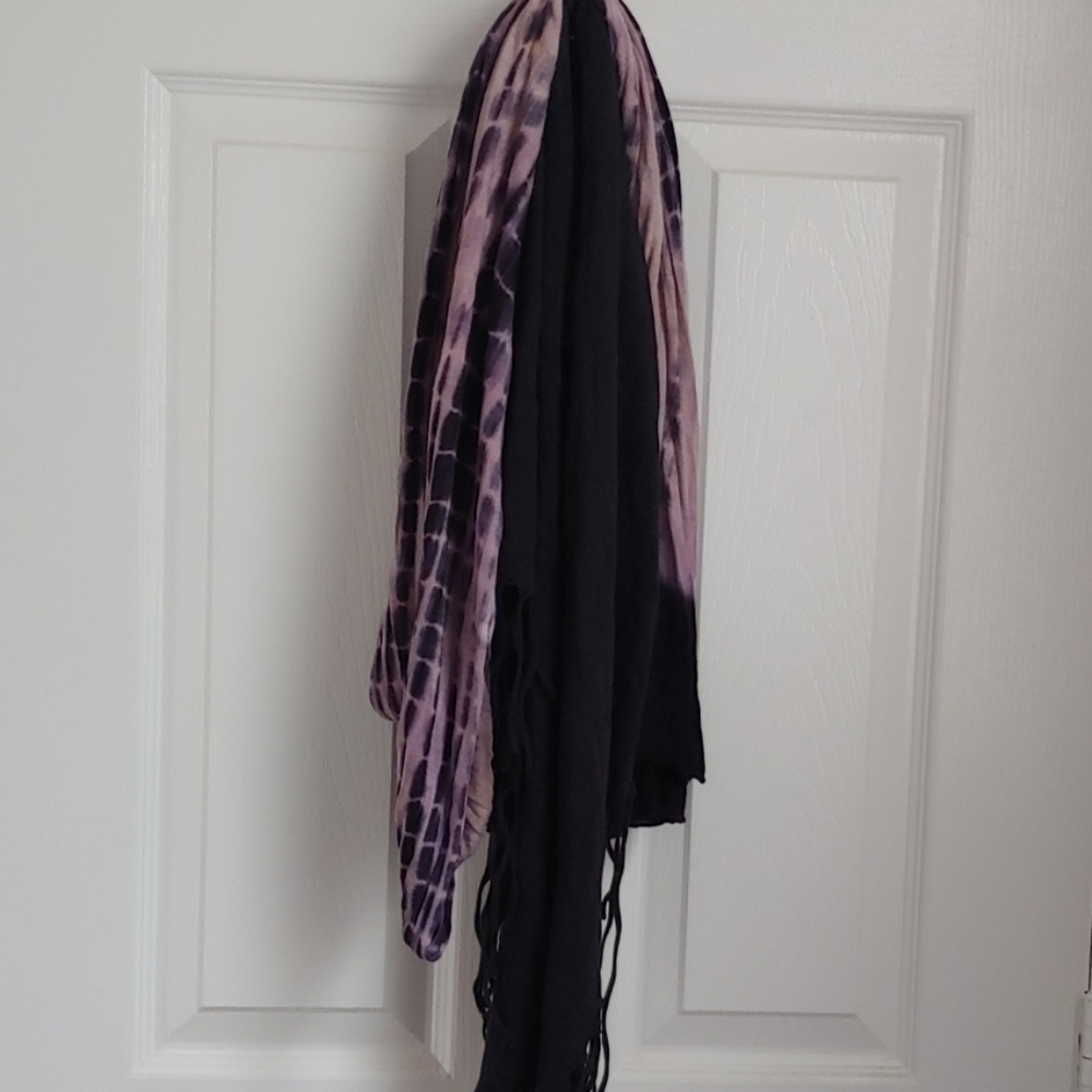 *SOLD* Purple tye dye & Black fringe Scarf